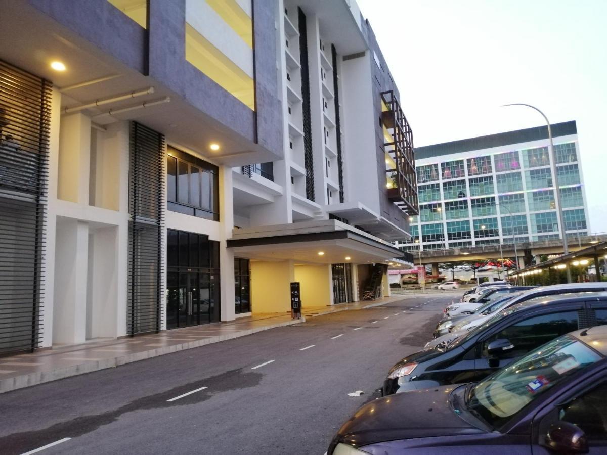 Astetica Residences @ Seri Kembangan Exterior foto